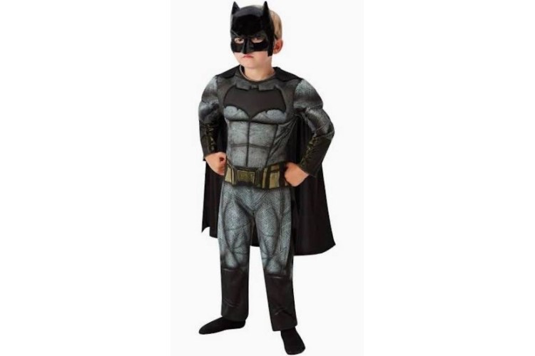 Justice League Deluxe Batman outfit 9-10